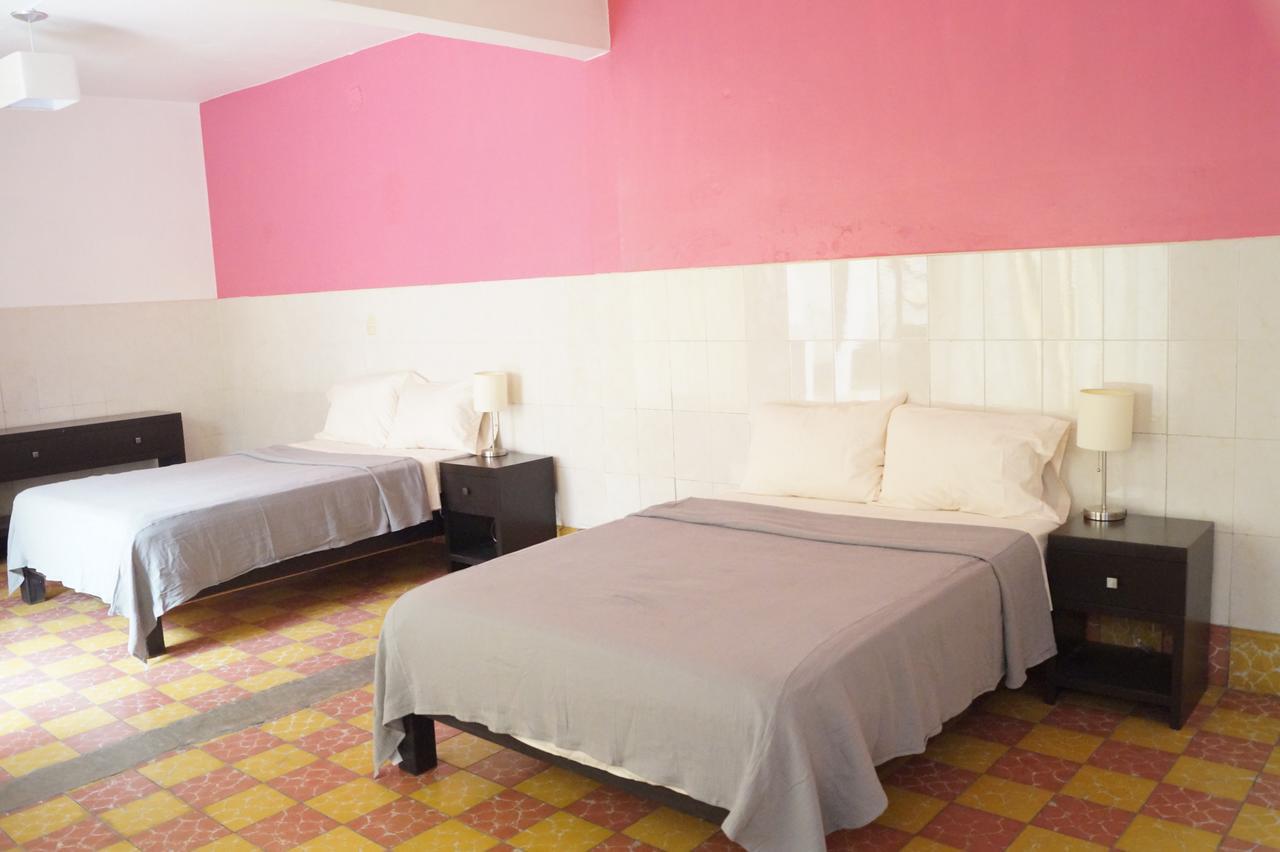 Casa De Los Soles B&B Hostal Tlaquepaque Luaran gambar